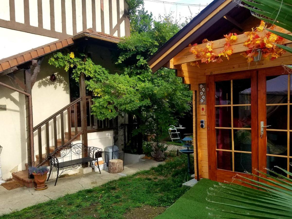 Normandy Cottage Gagny Exterior photo